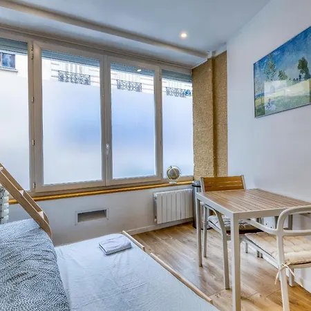 Les Vignes De Montmartre - Aparthotel Paris